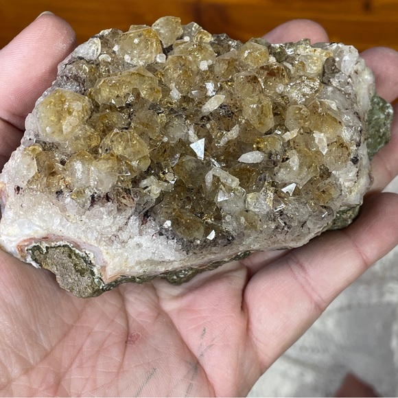 Citrine heat treated clusters - Picture 8 of 11